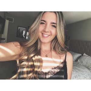 Meet your Posher, Vanessa